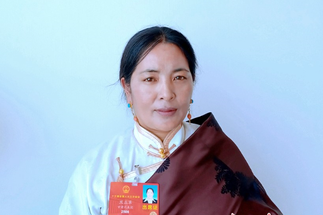 【代表委員說·醫(yī)療】旦正草代表：建議加大對(duì)基層醫(yī)療人才、物資支持力度