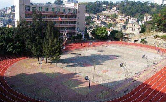 蘭州四城區(qū)初一新生7月23日去對口學?？窗?>
        </a><em>蘭州四城區(qū)初一新生7月23日去對口學?？窗?/em></li>
    <li><a  target=