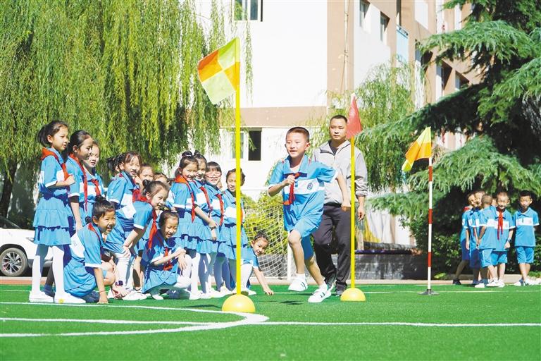 我們開學(xué)了！