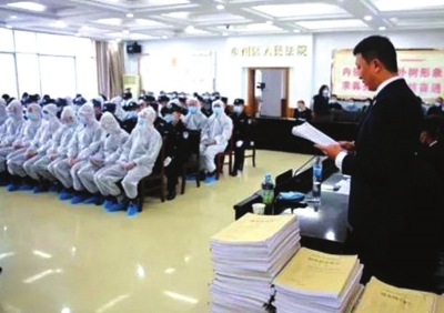 天水秦州區(qū)開審18人涉惡案 被控涉嫌敲詐勒索、尋釁滋事、開設(shè)賭場等