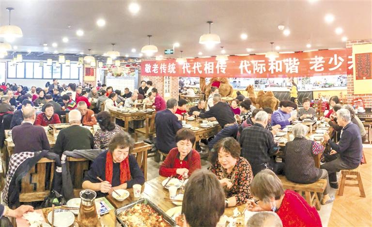 孝滿金城、德潤人心 蘭州市舉辦第六屆千叟宴感恩活動