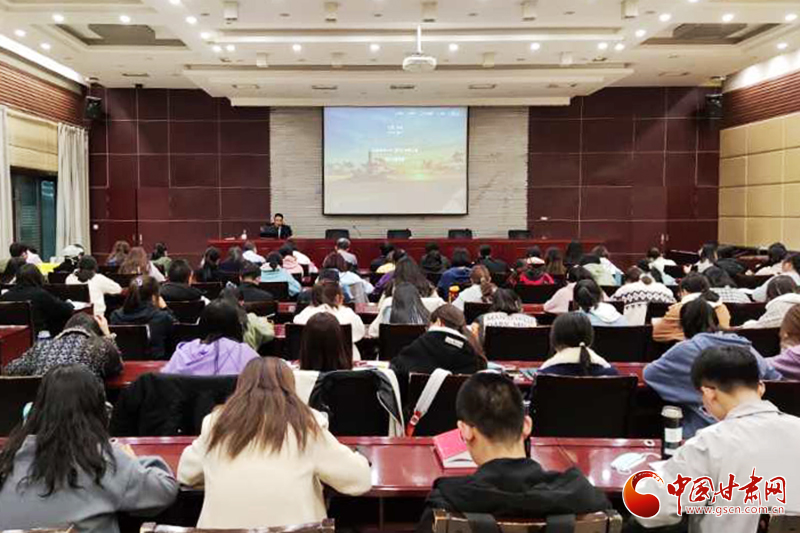 《玉帛之路、青銅之路與“金玉良緣”“金聲玉振”的文化原型》報(bào)告會(huì)在西北師范大學(xué)舉行