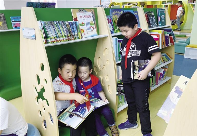 打造“圖書(shū)館+”閱讀新模式 市圖青少年分館全民閱讀活動(dòng)精彩紛呈