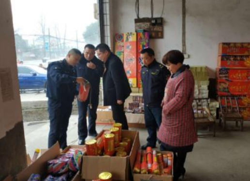 蘭州市市場(chǎng)監(jiān)管部門開(kāi)展煙花爆竹專項(xiàng)檢查