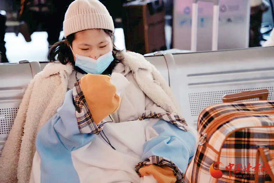 春運故事：歸途的車站，有溫情、愛情，還有堅守