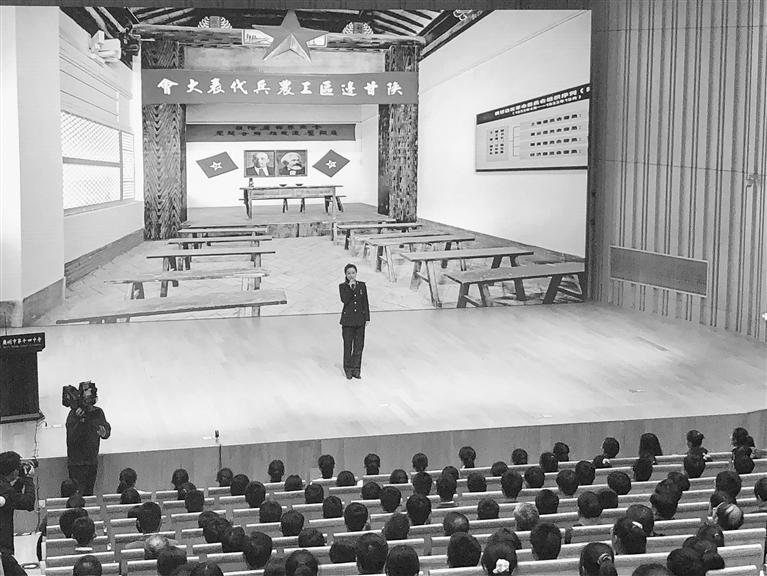 蘭州市開展“學(xué)黨史、頌黨恩、跟黨走”紅色文化進(jìn)校園活動