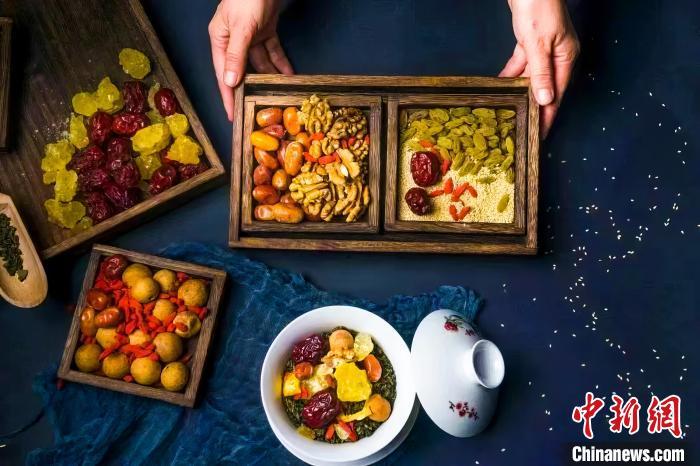 2023年5月，拍攝的臨夏蓋碗茶所需原料。(資料圖)臨夏市融媒體中心供圖