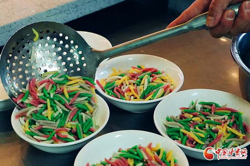 非遺文化看甘肅|面魚非魚 味載鄉(xiāng)愁 從壓軸主食到網(wǎng)紅打卡的甘州味道